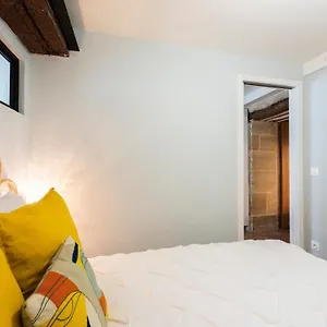 Charming - Marais Quarter - 6p - 2bdr - Center Of Frankrijk